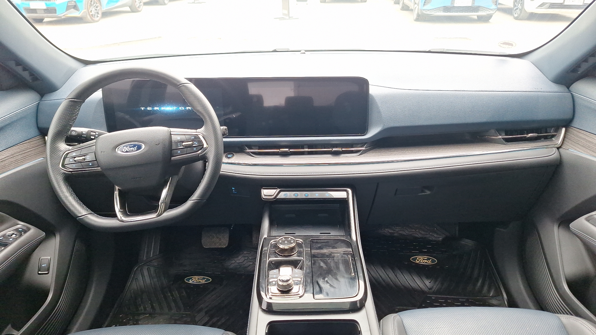 Ford Territory — foto 6 de 16