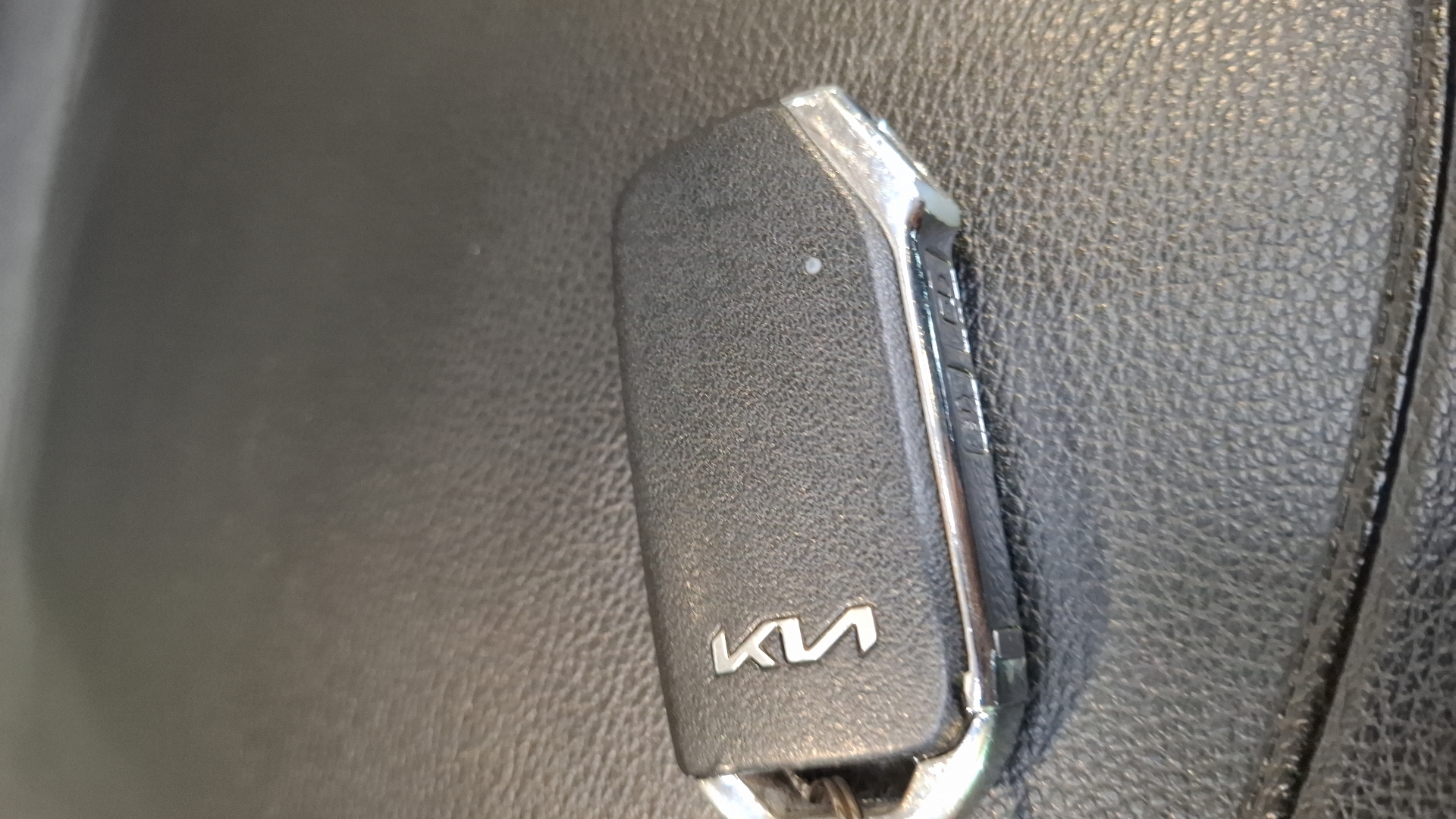 KIA Cerato — foto 17 de 17