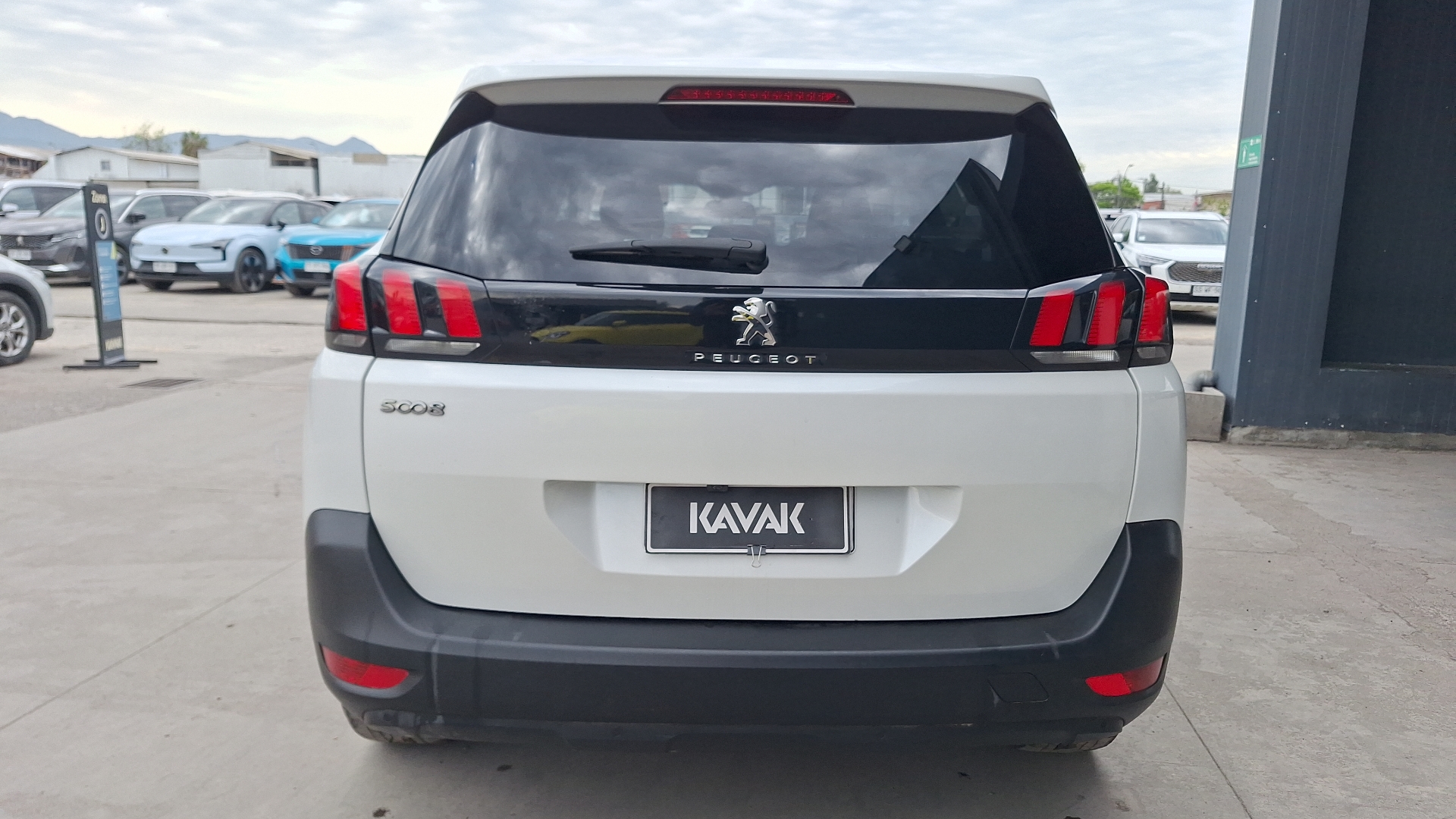 Peugeot 5008 — foto 3 de 16