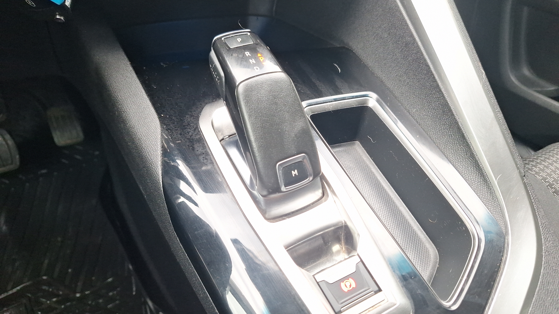 Peugeot 5008 — foto 11 de 16