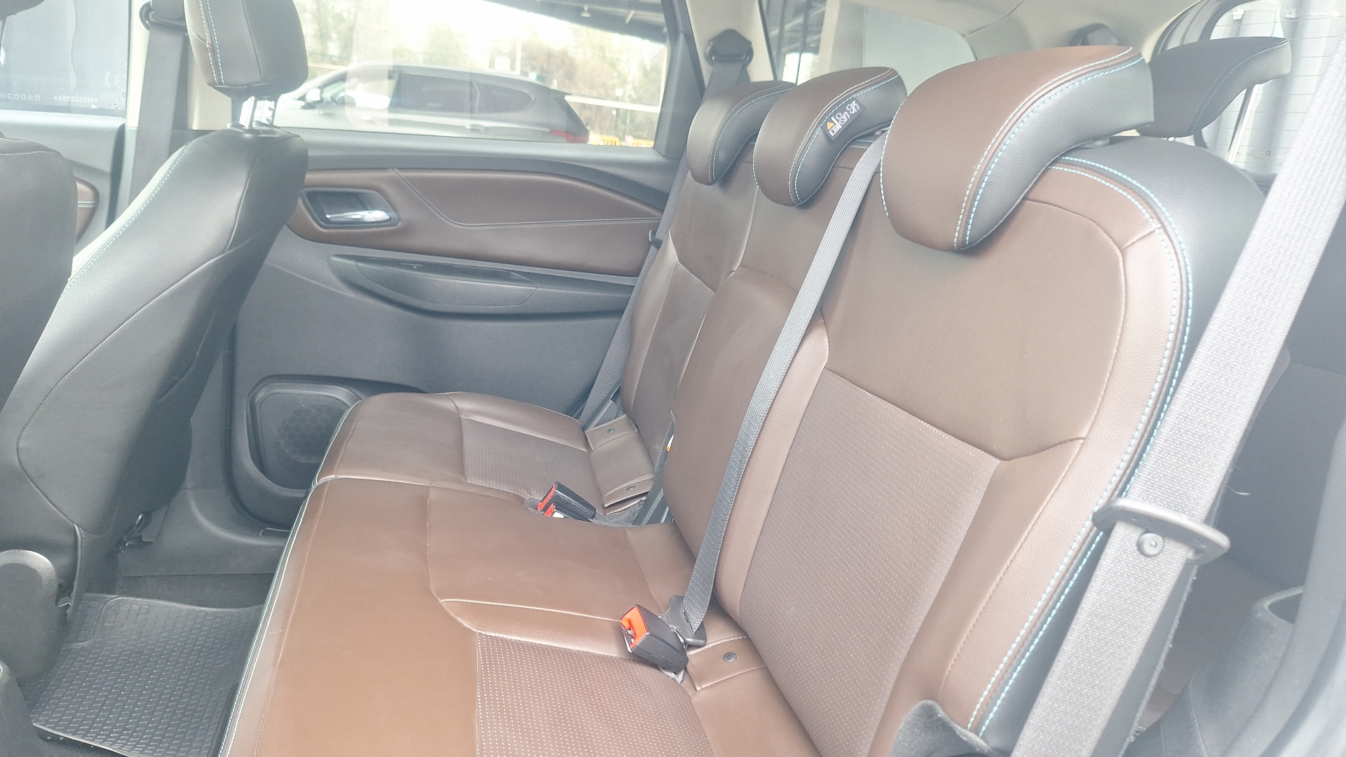 Chevrolet Spin — foto 14 de 16