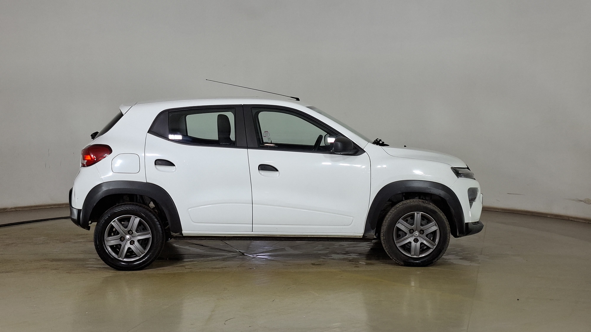 Renault Kwid — foto 4 de 15