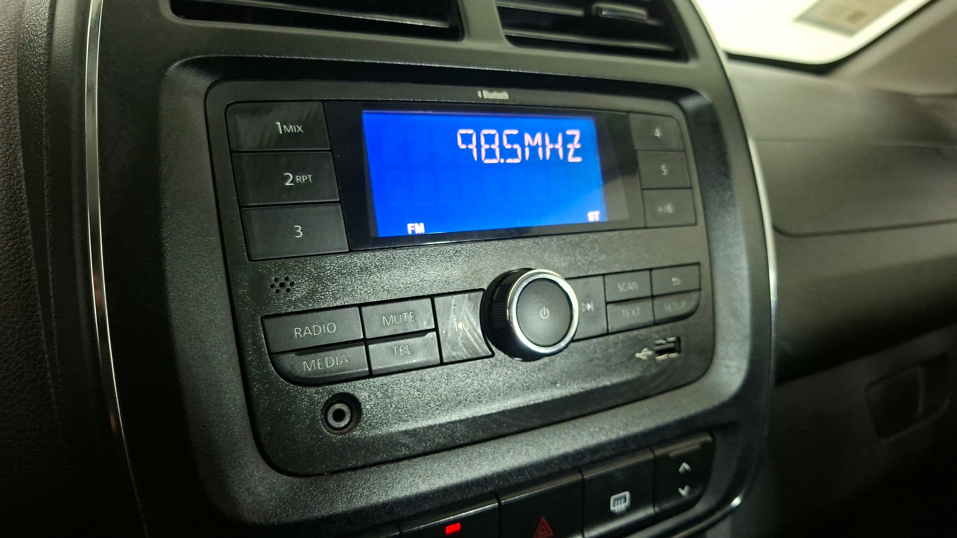 Renault Kwid — foto 10 de 15