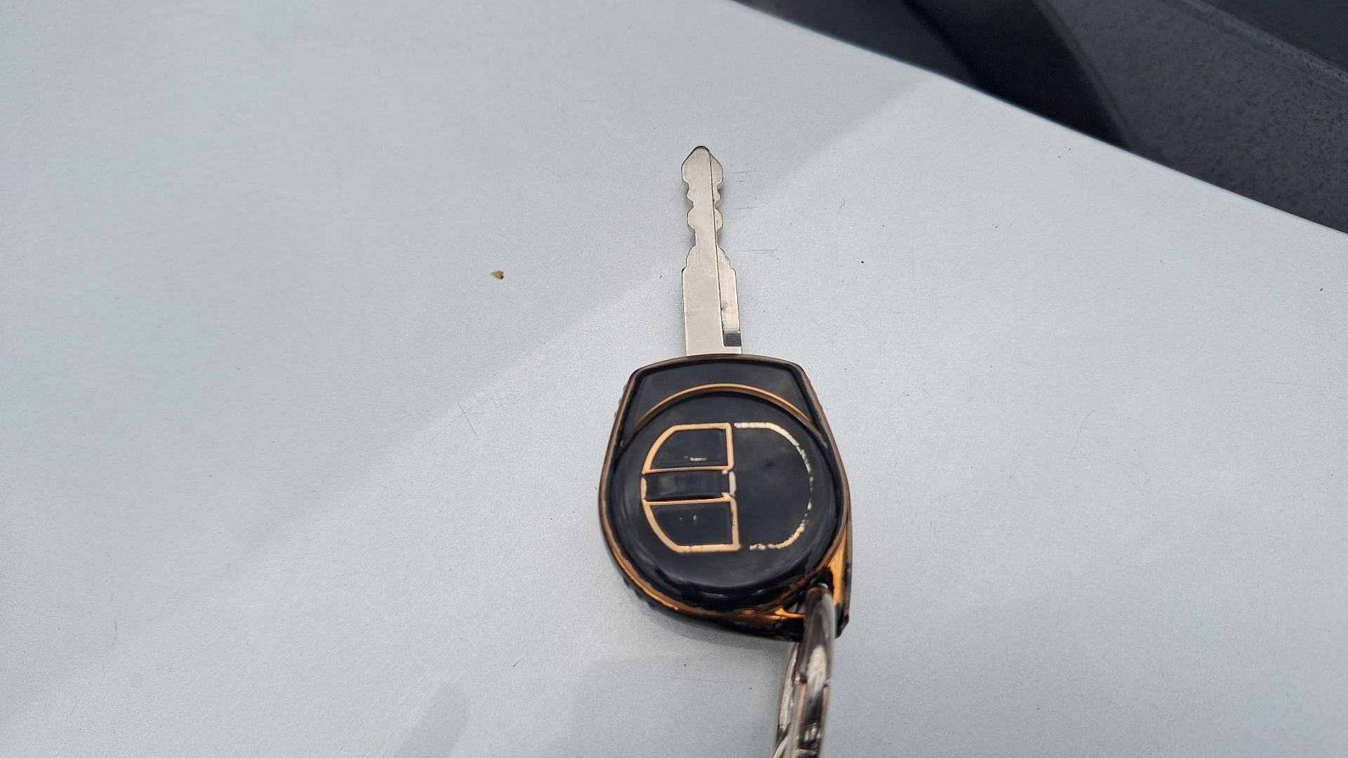 Suzuki Vitara — foto 7 de 14