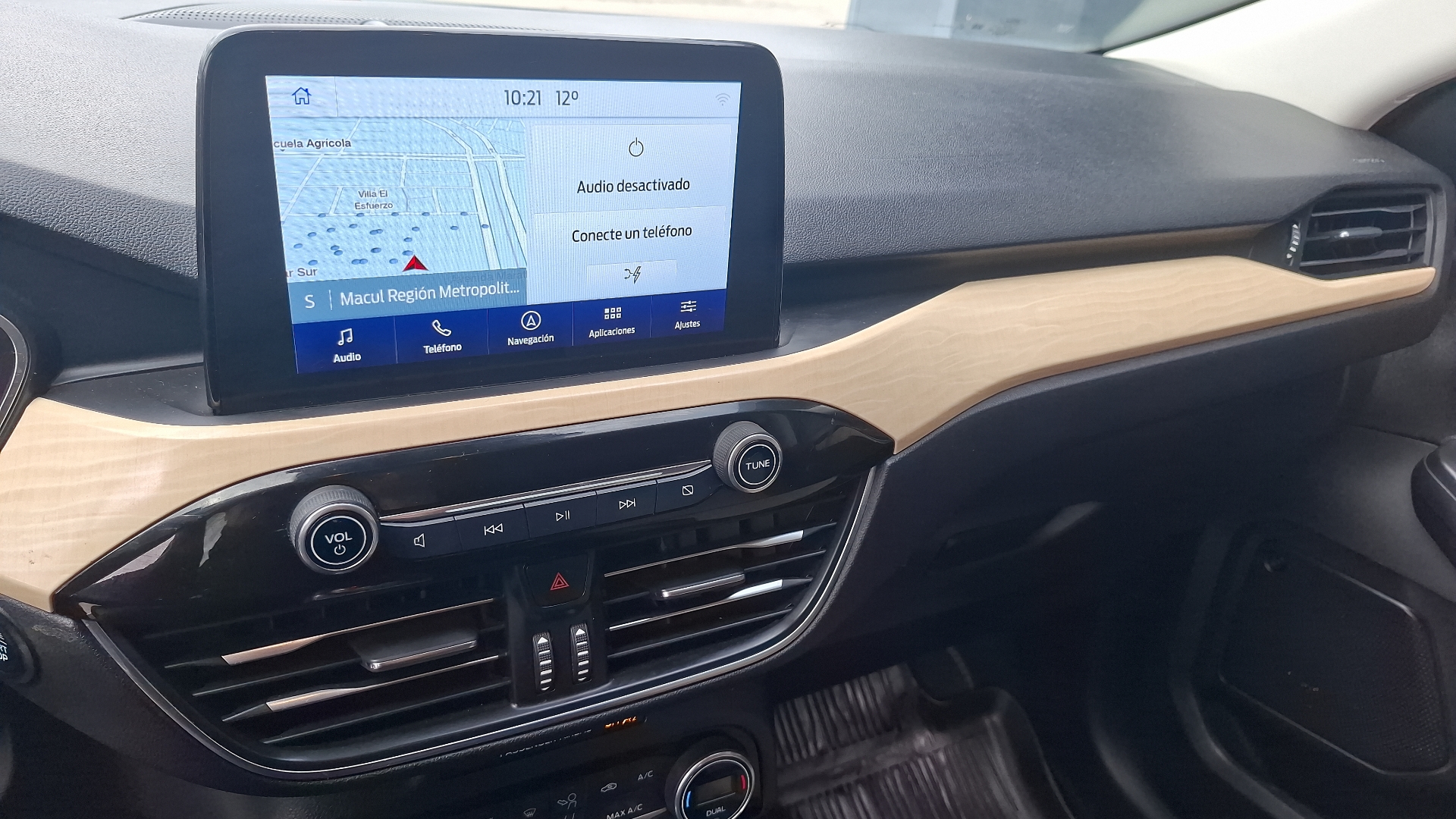 Ford Escape — foto 10 de 16