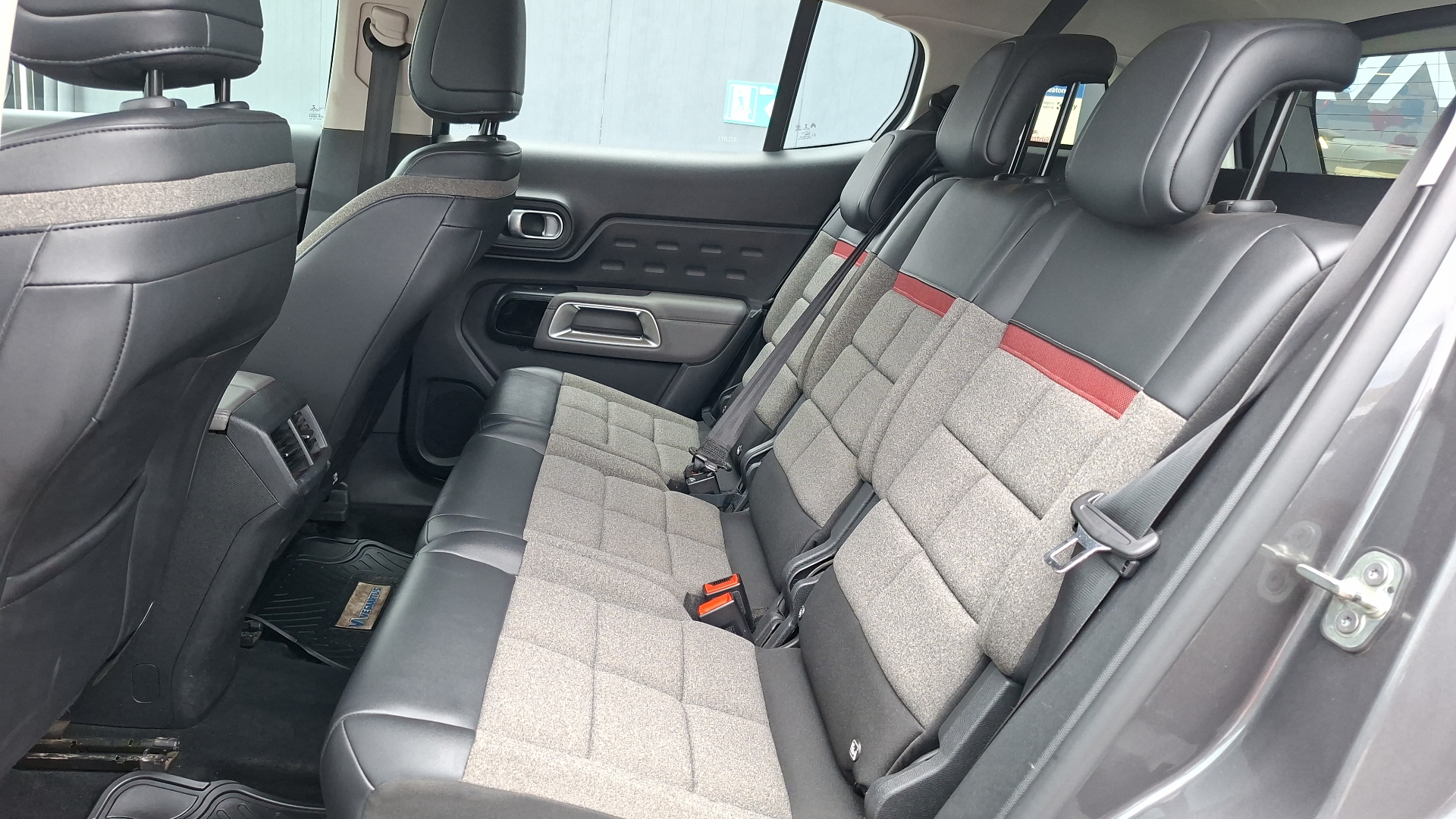 Citroën C5 Aircross — foto 14 de 15