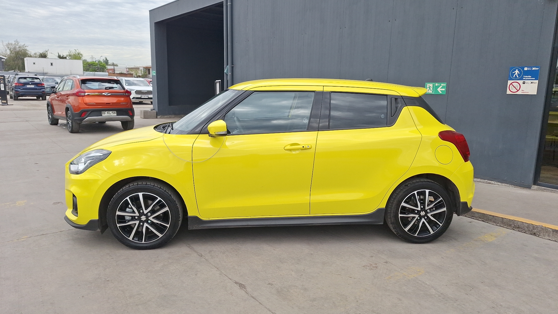 Suzuki Swift — foto 2 de 15