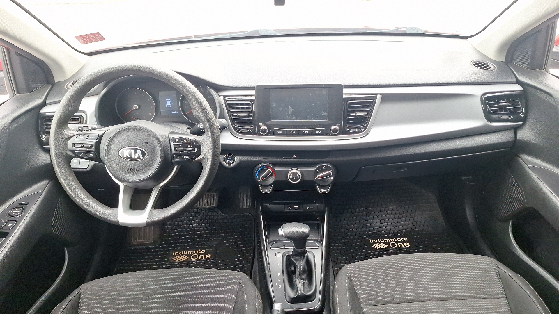 KIA Rio5 — foto 6 de 15