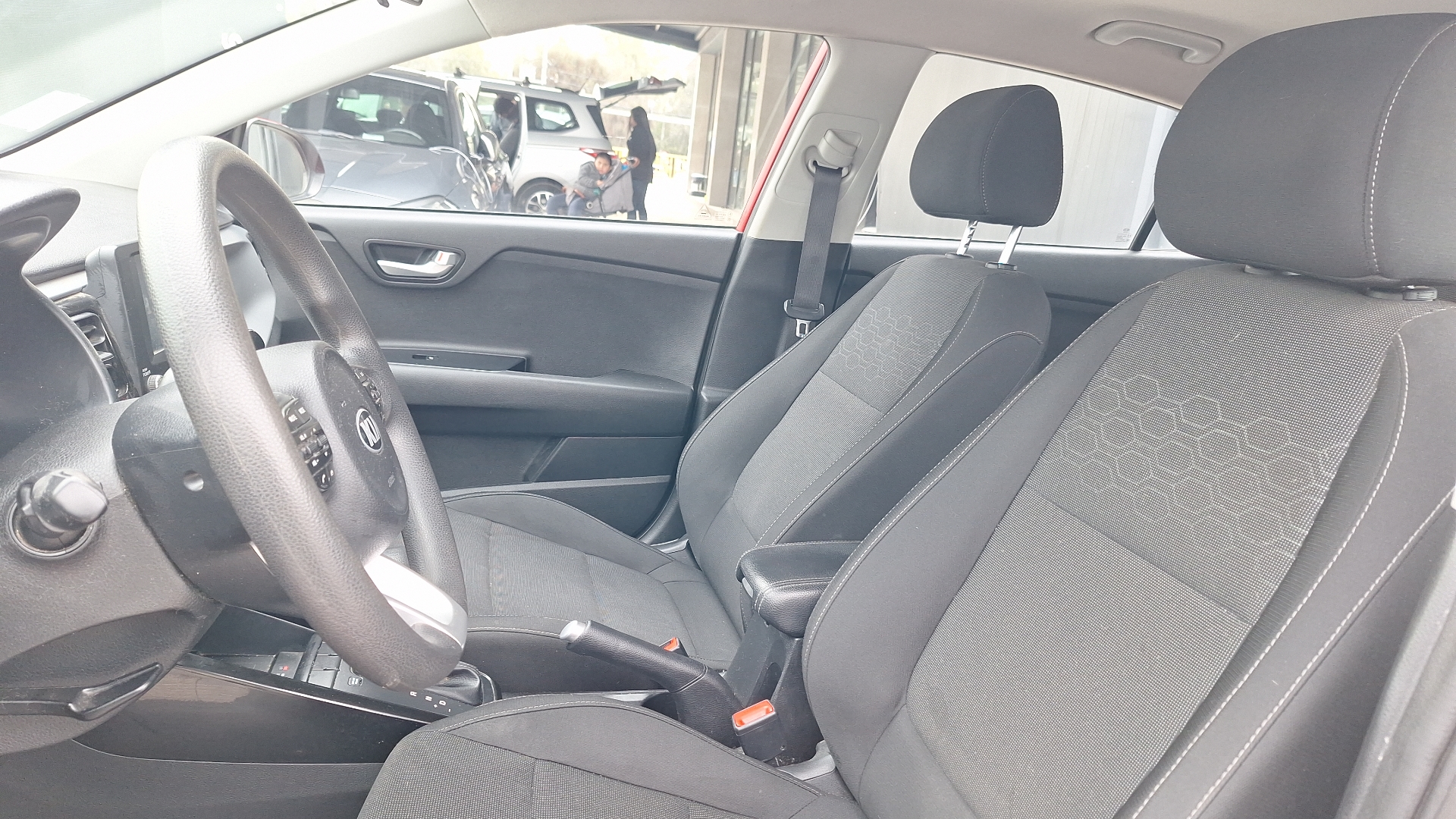 KIA Rio5 — foto 14 de 15