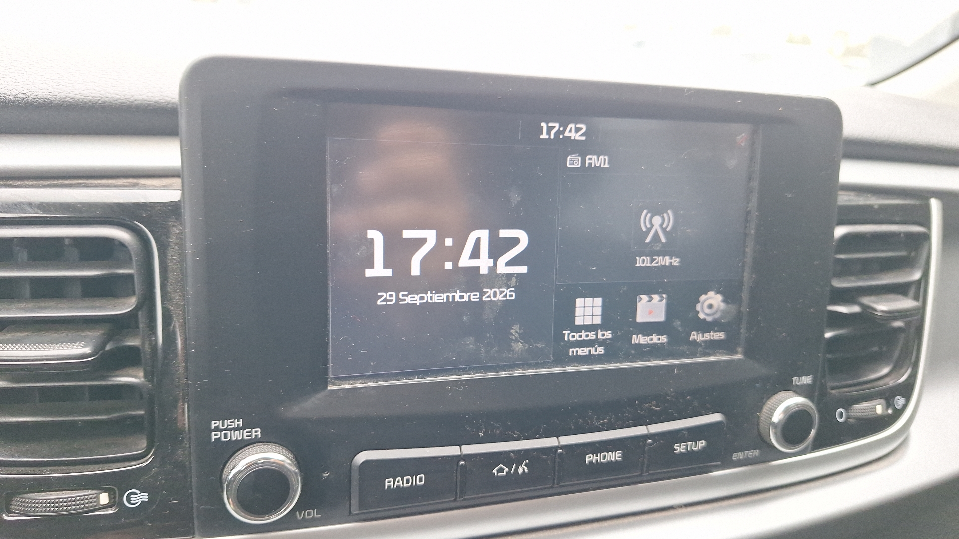KIA Rio5 — foto 10 de 15