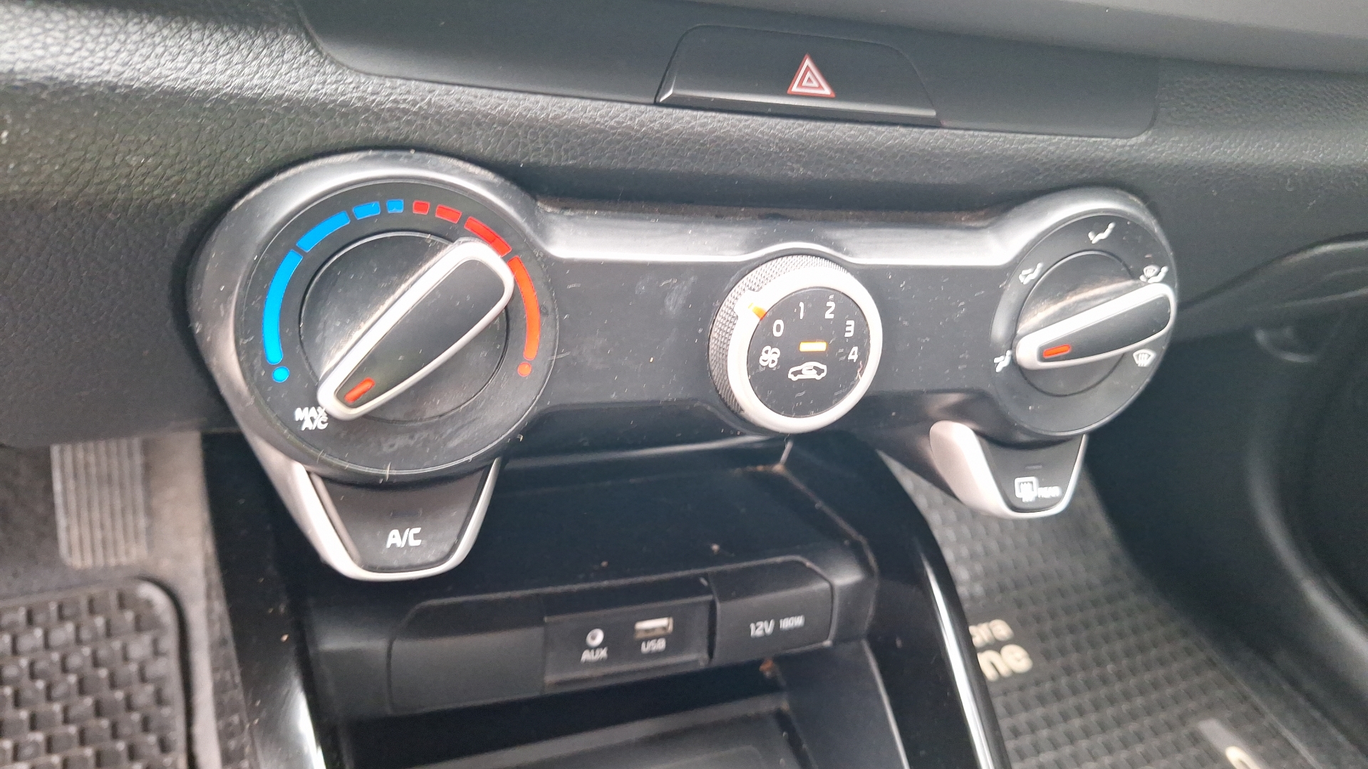KIA Rio5 — foto 15 de 15