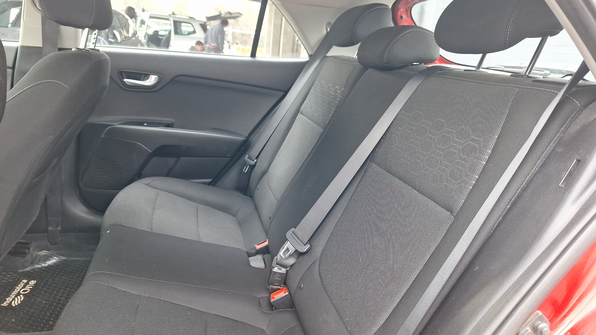 KIA Rio5 — foto 13 de 15