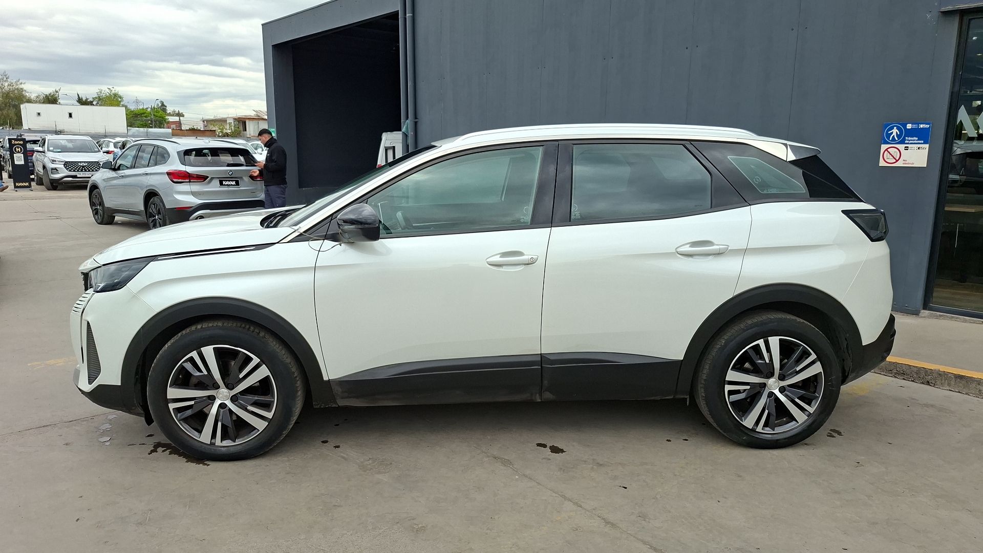 Peugeot 3008 — foto 2 de 15