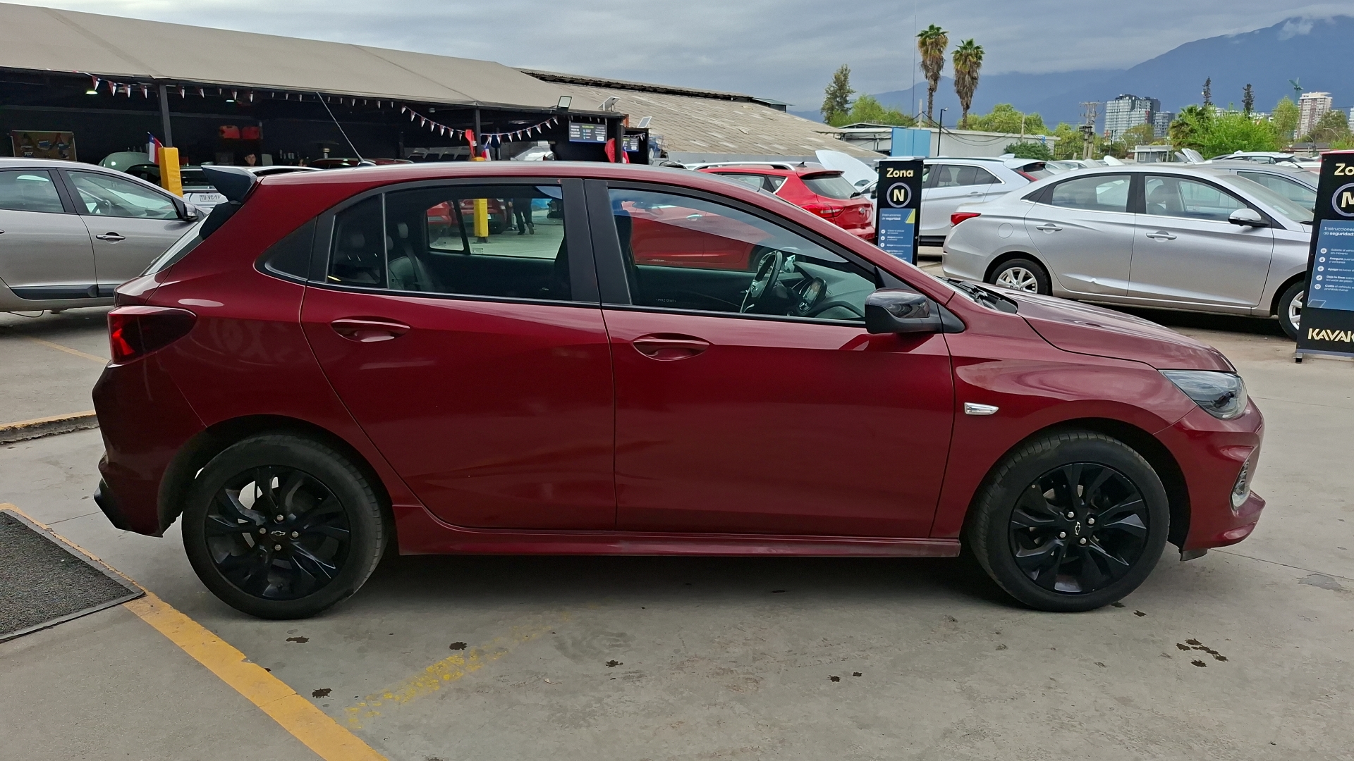 Chevrolet Onix — foto 5 de 15