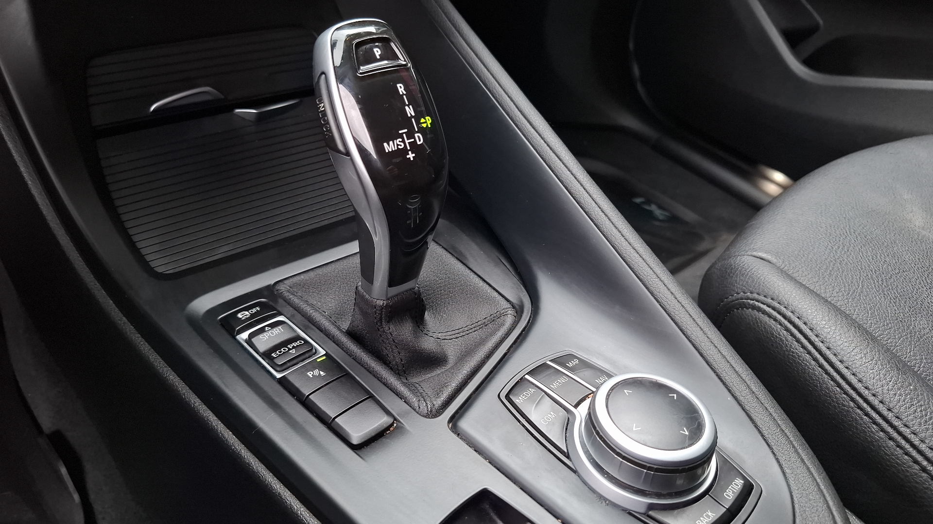 BMW X1 — foto 11 de 15