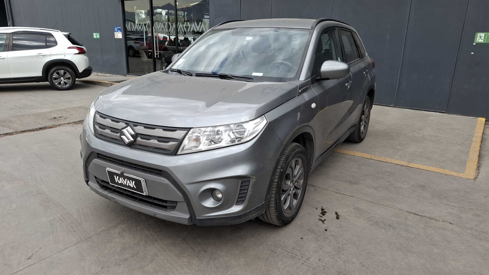 Suzuki Vitara — foto 5 de 8