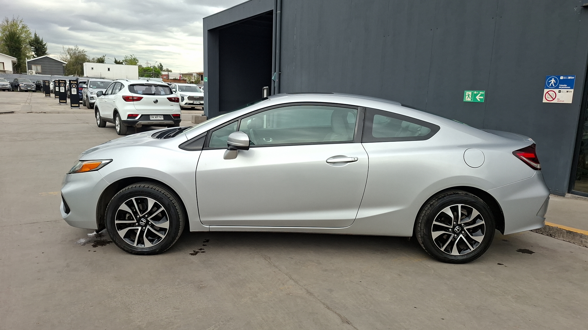 Honda Civic — foto 2 de 16
