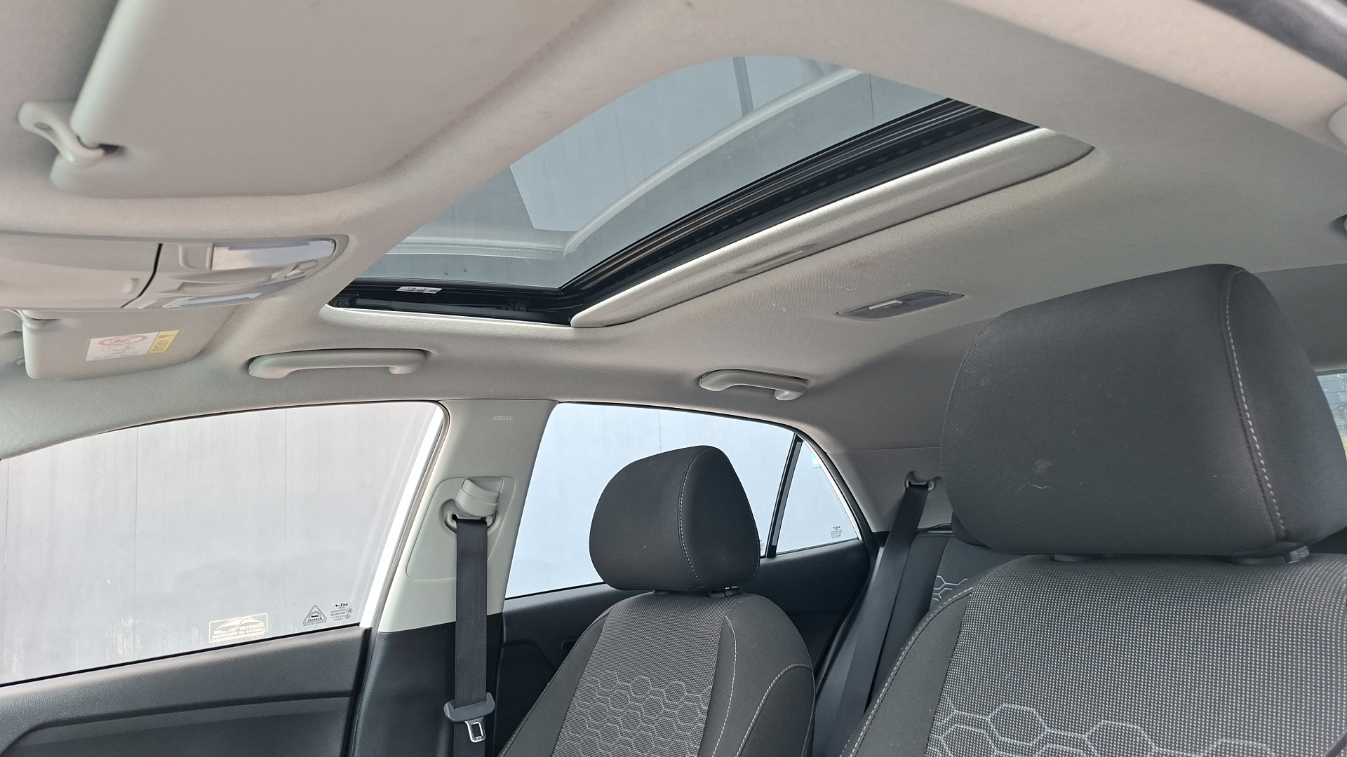KIA Rio5 — foto 13 de 16