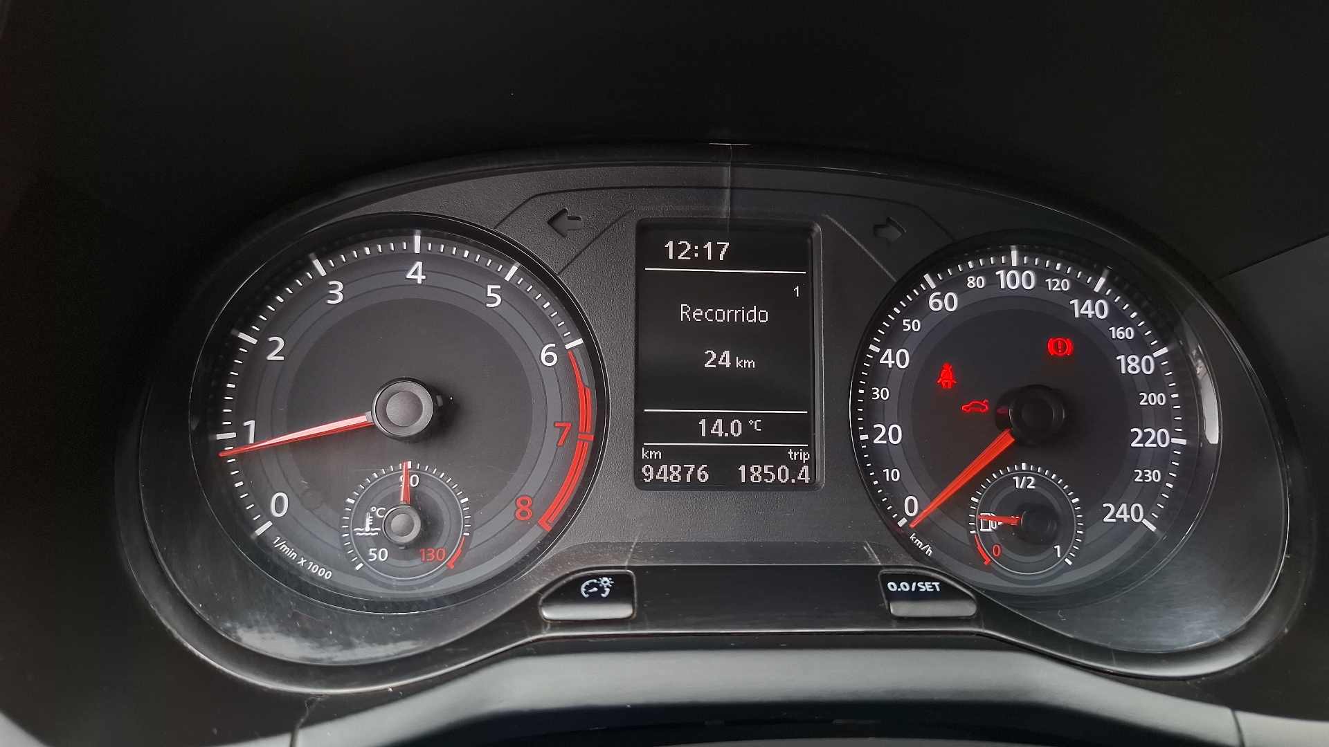 Volkswagen Voyage — foto 9 de 15