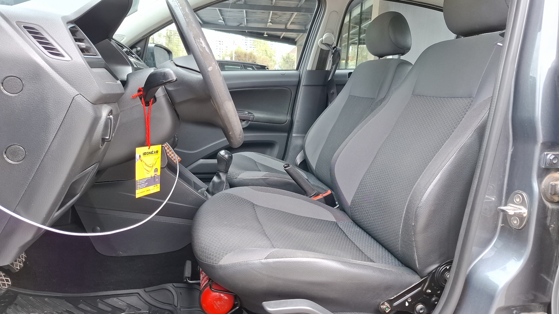 Volkswagen Voyage — foto 13 de 15
