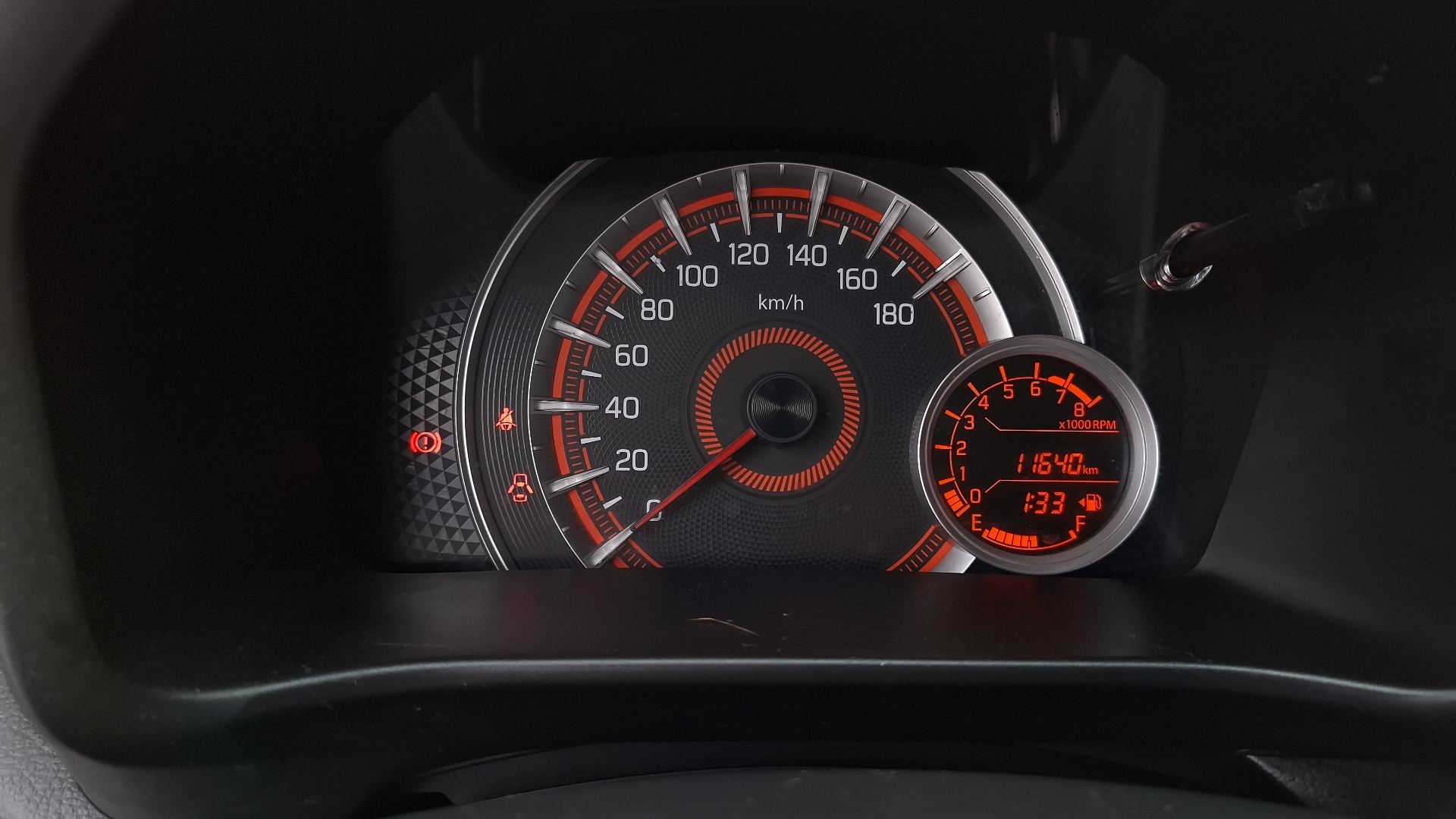Suzuki Celerio — foto 9 de 15