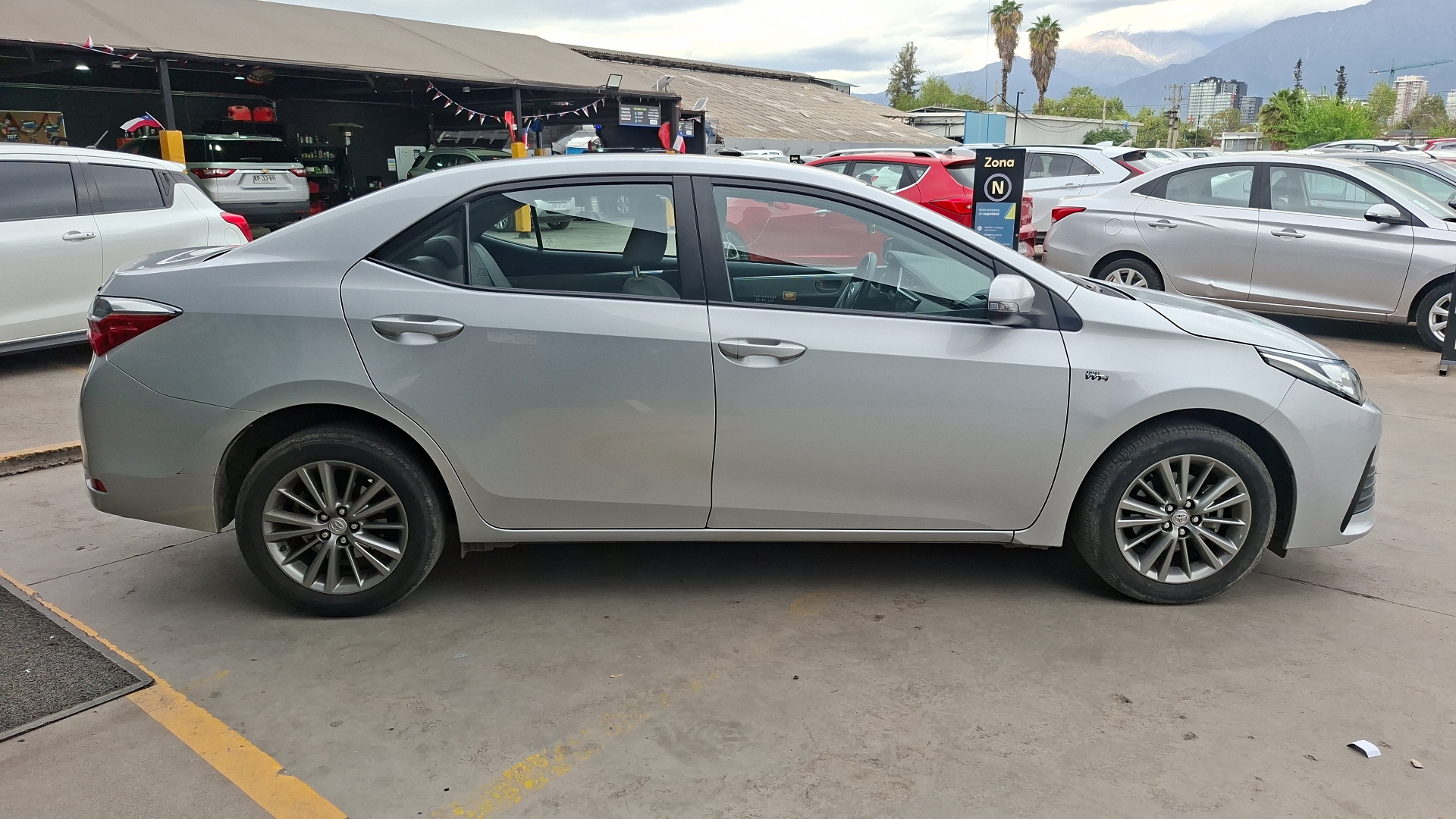 Toyota Corolla — foto 5 de 15