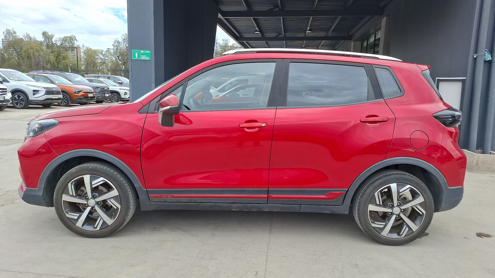 Changan Cs15 — foto 2 de 15
