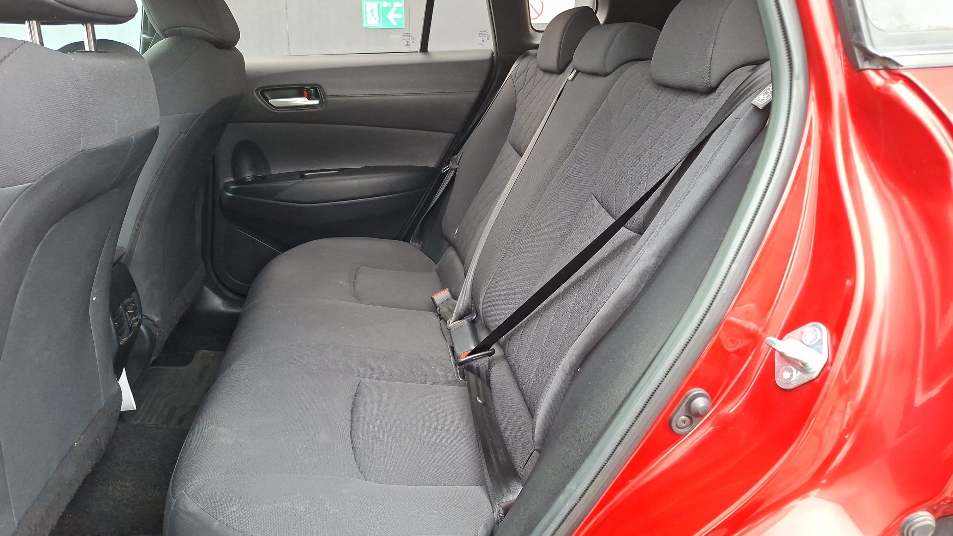 Toyota Corolla Cross — foto 14 de 15