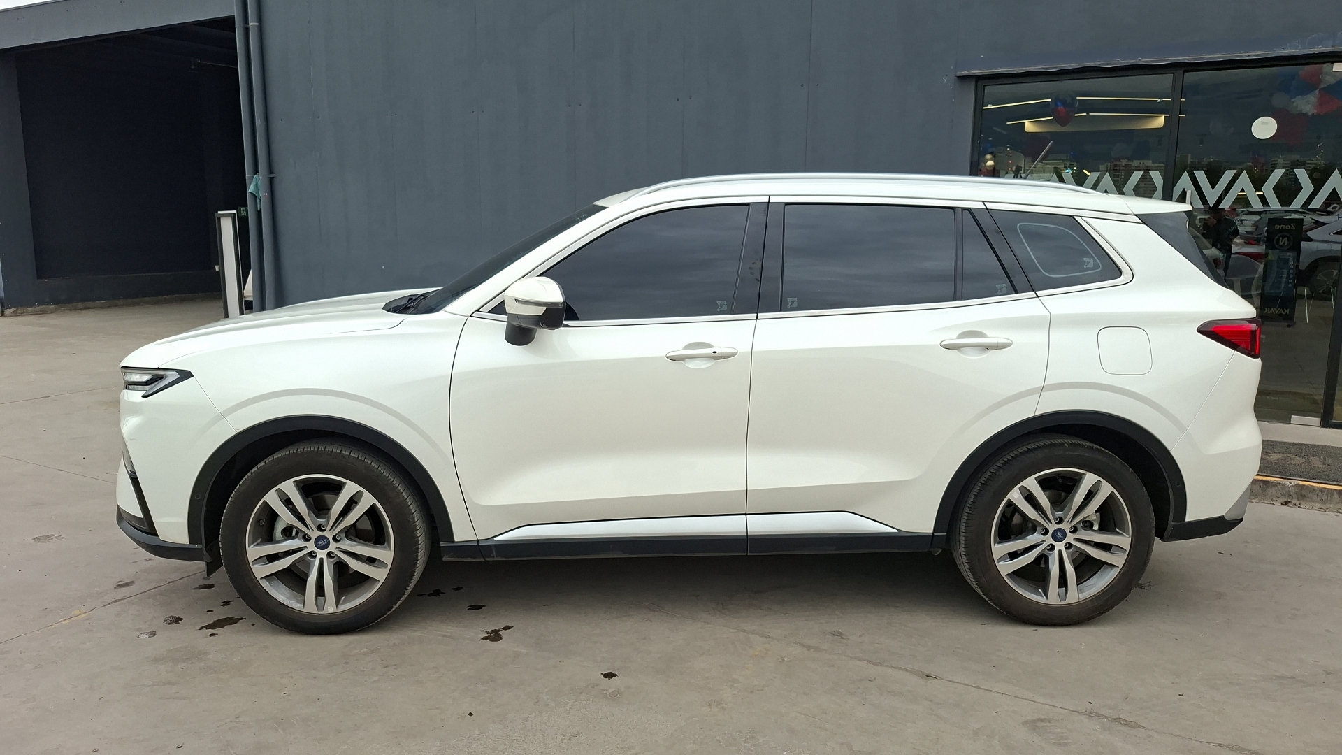 Ford Territory — foto 2 de 16