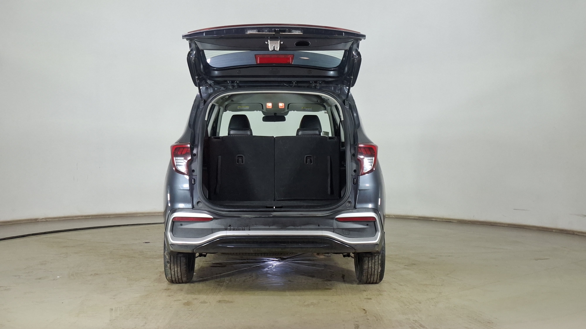 KIA Carens — foto 6 de 17
