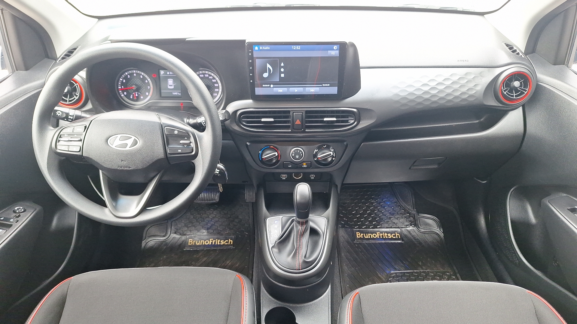 Hyundai Grand I10 — foto 6 de 15