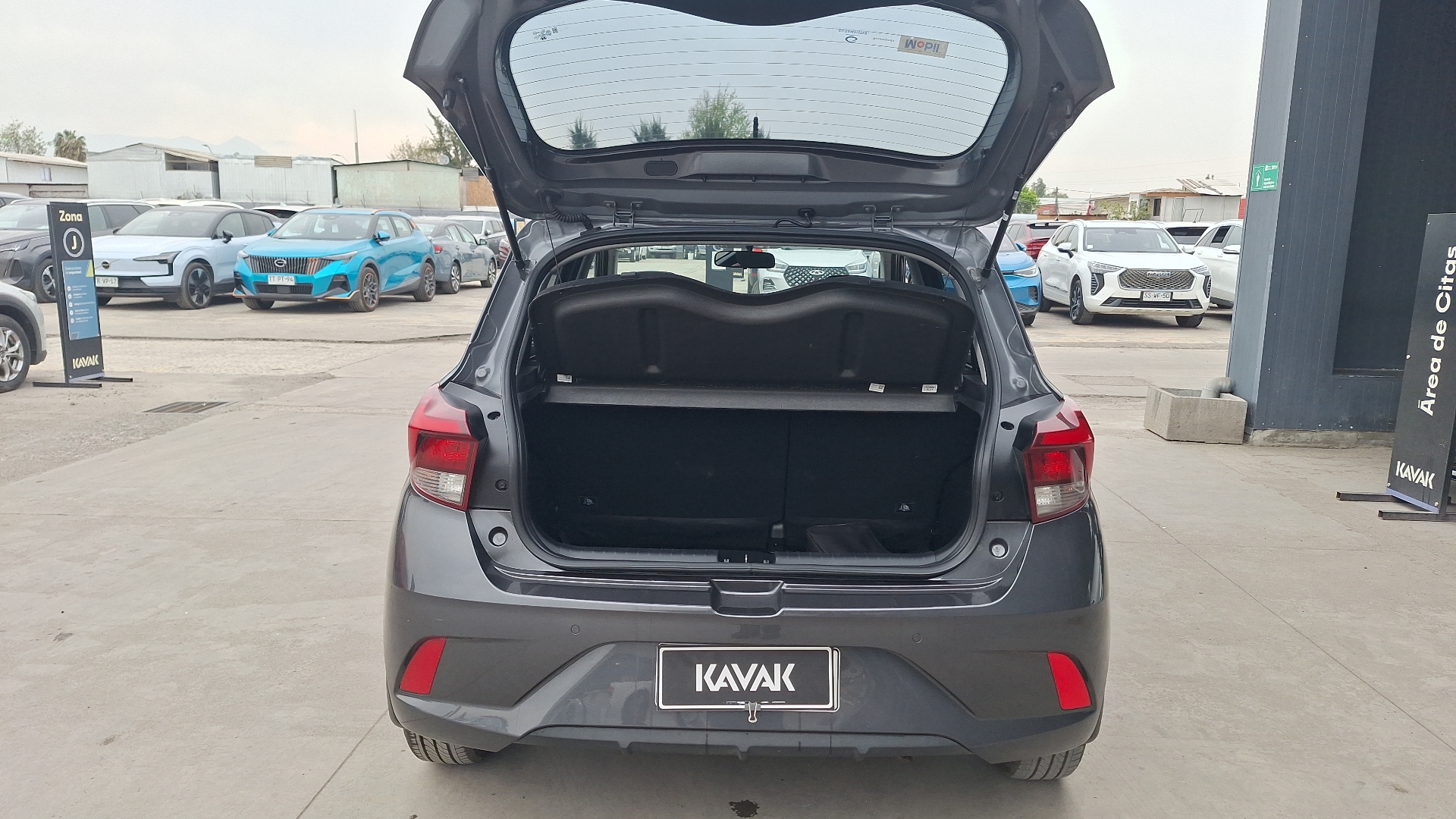 Hyundai Grand I10 — foto 4 de 15