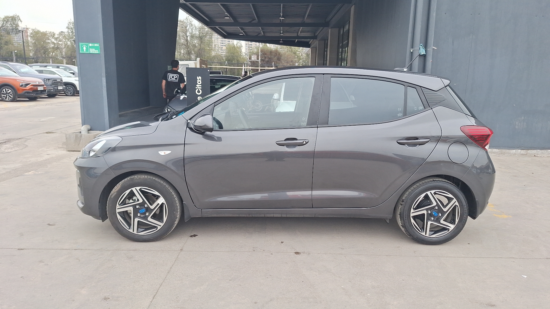 Hyundai Grand I10 — foto 2 de 15