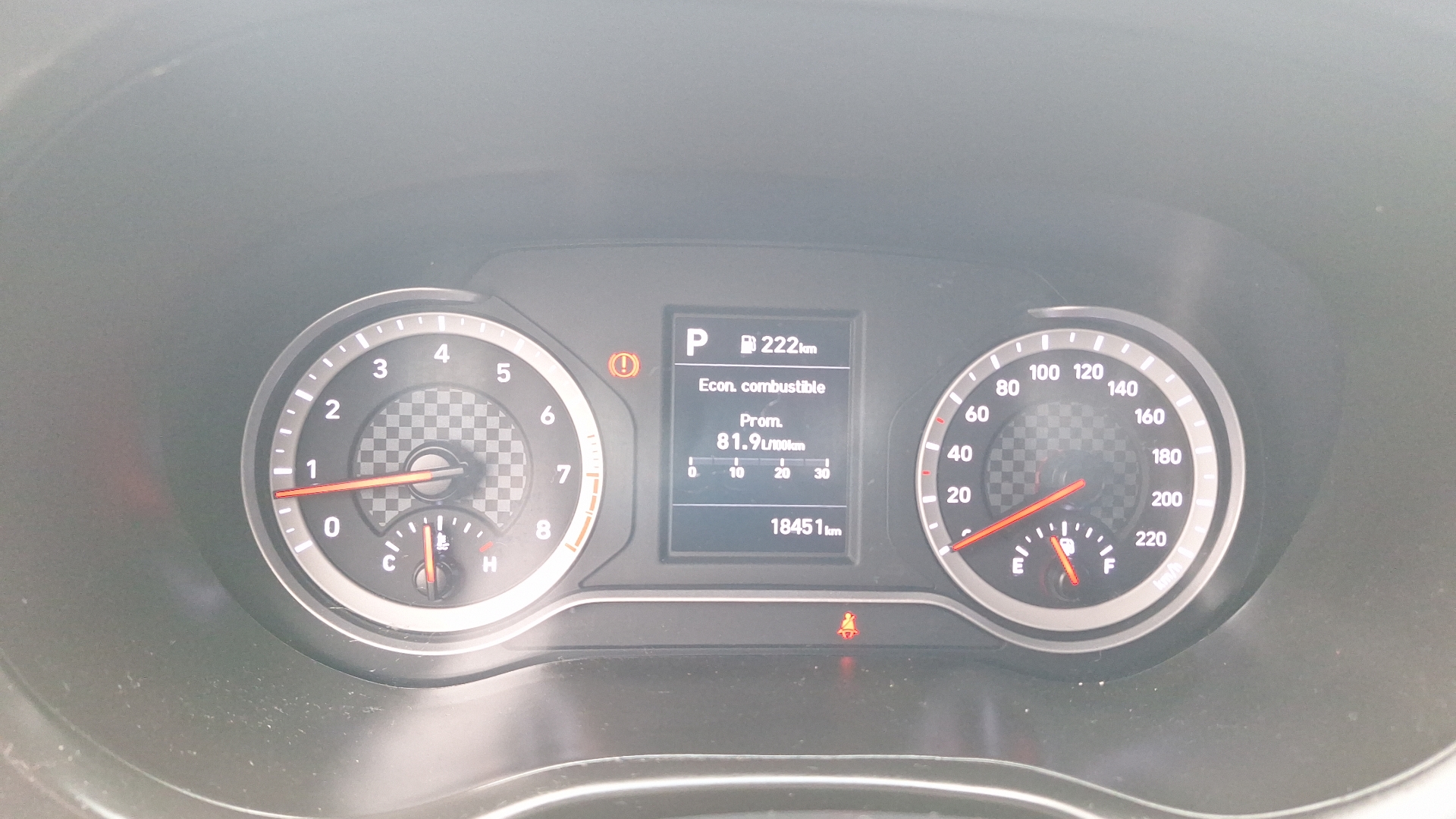 Hyundai Grand I10 — foto 9 de 15