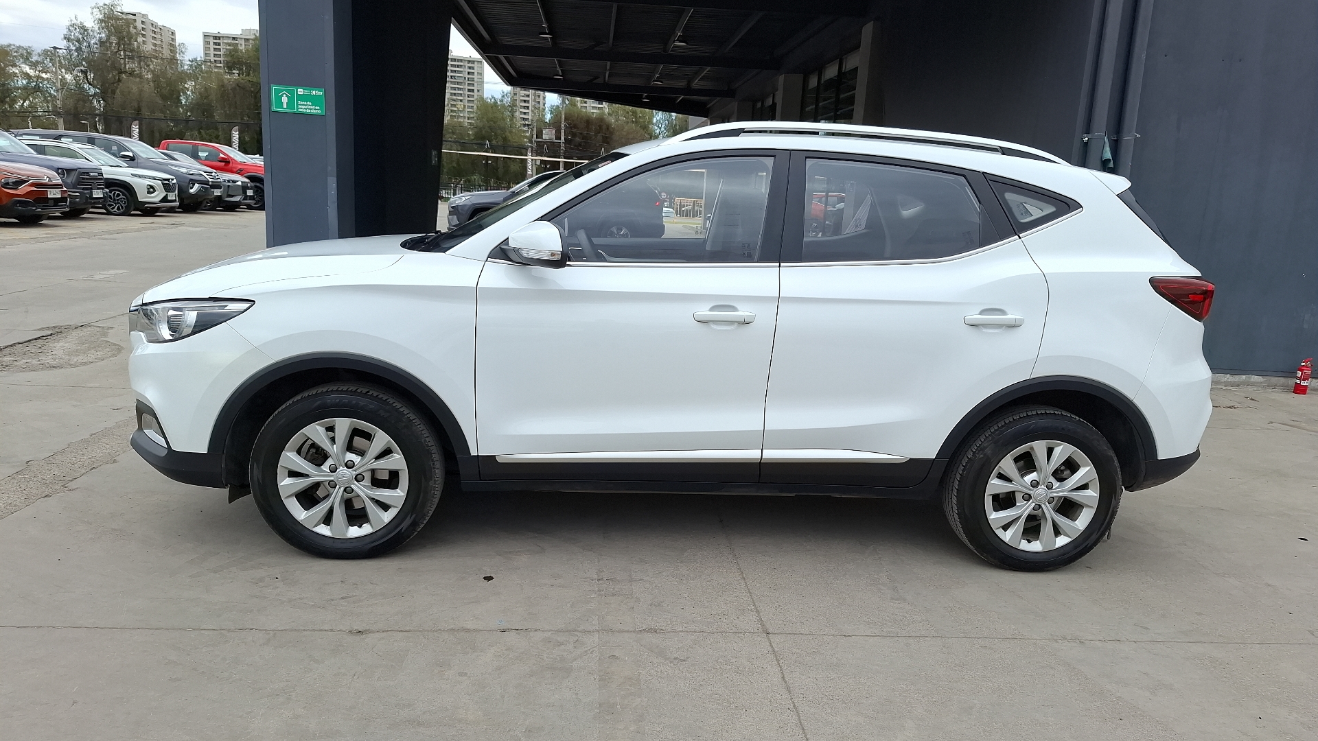 MG Zs — foto 2 de 15