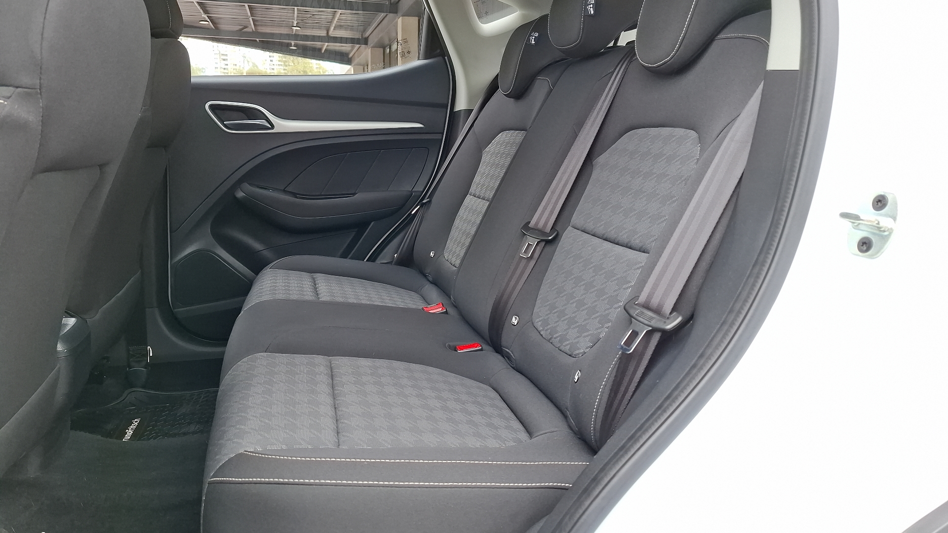 MG Zs — foto 14 de 15
