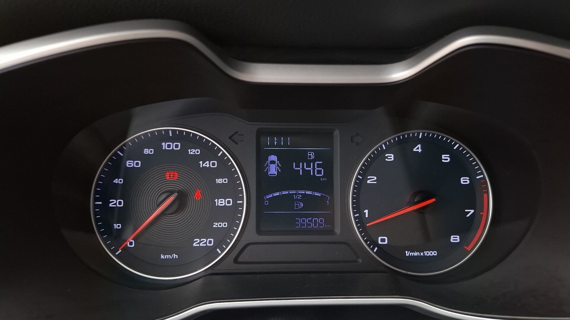 MG Zs — foto 9 de 15
