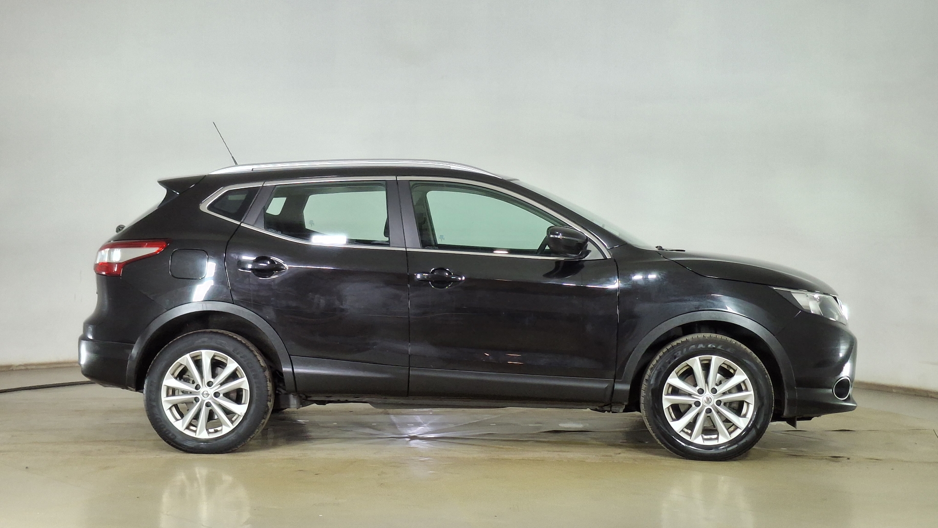 Nissan Qashqai — foto 4 de 15