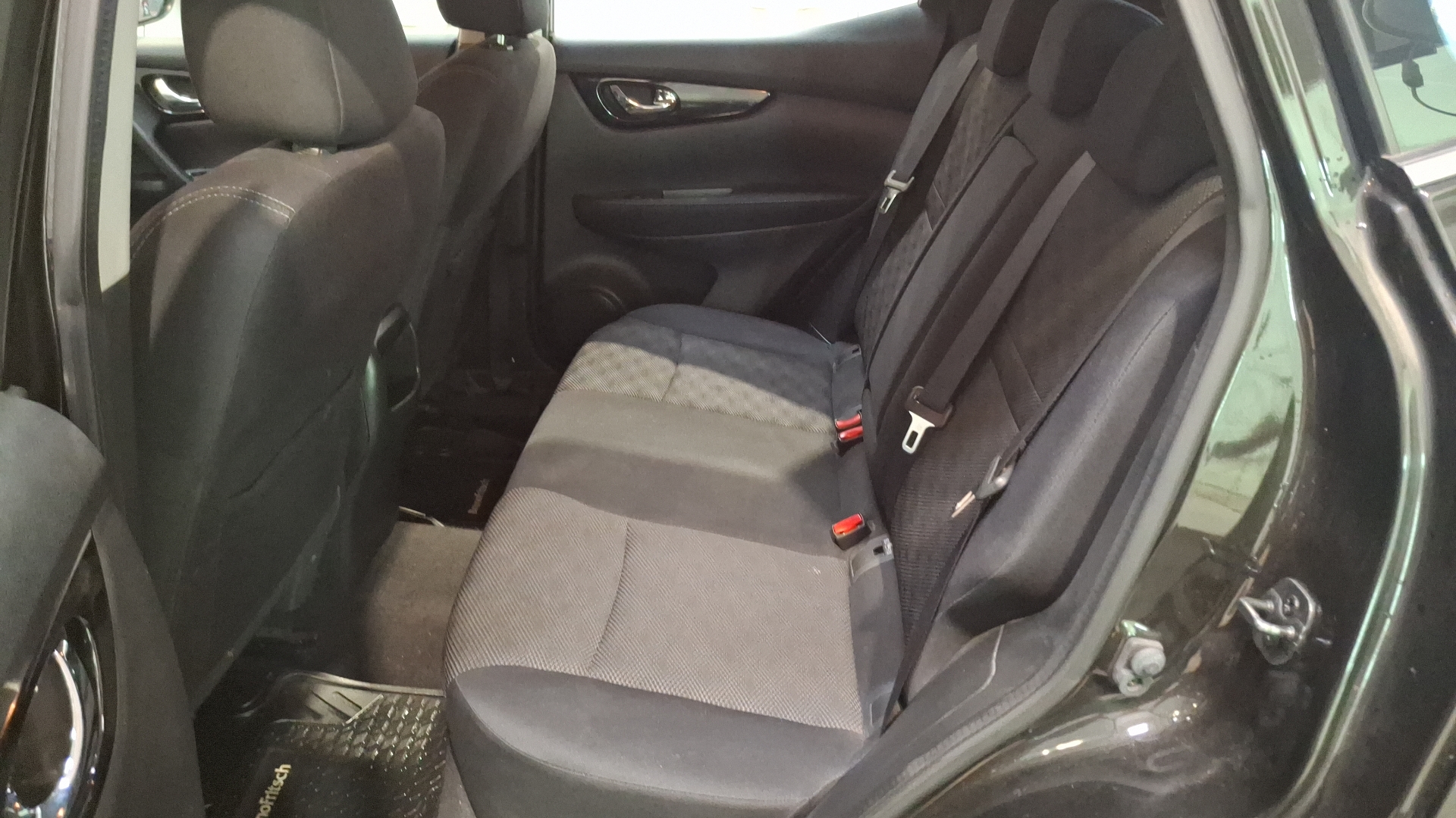 Nissan Qashqai — foto 13 de 15