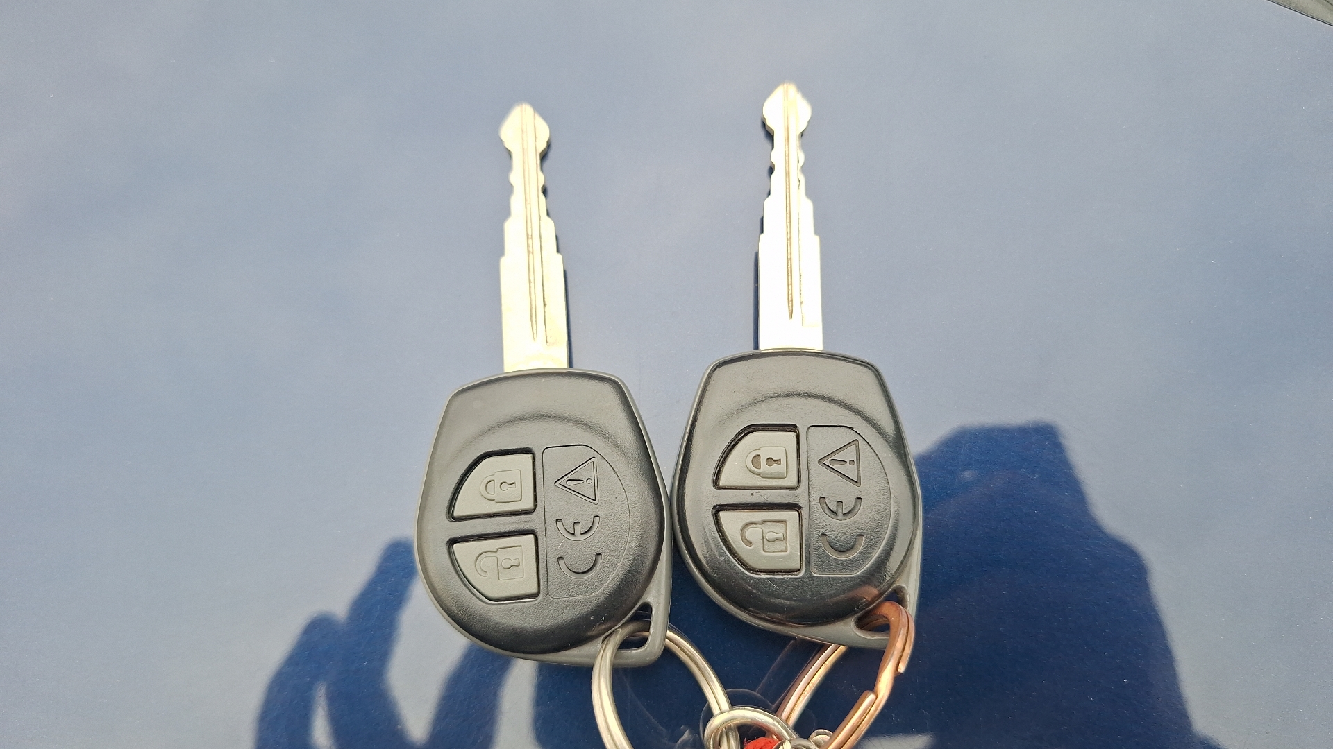 Suzuki Swift — foto 7 de 15