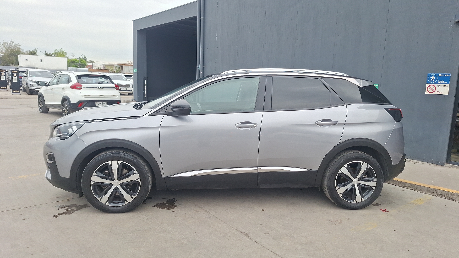 Peugeot 3008 — foto 2 de 15