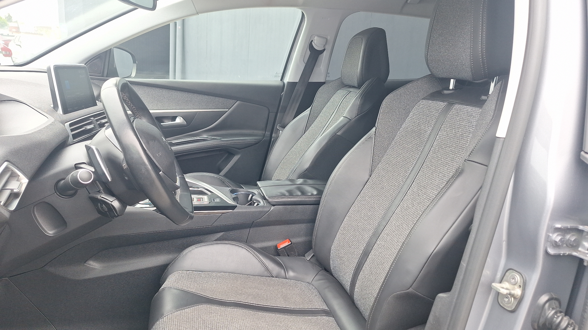 Peugeot 3008 — foto 14 de 15