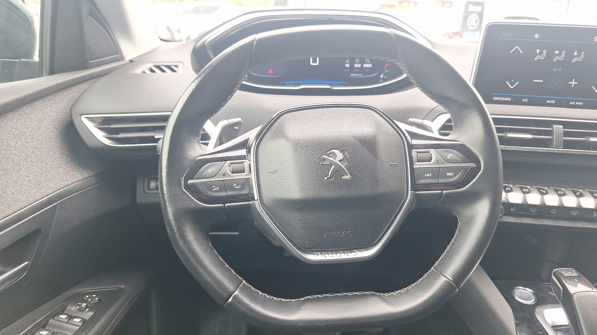 Peugeot 3008 — foto 8 de 15