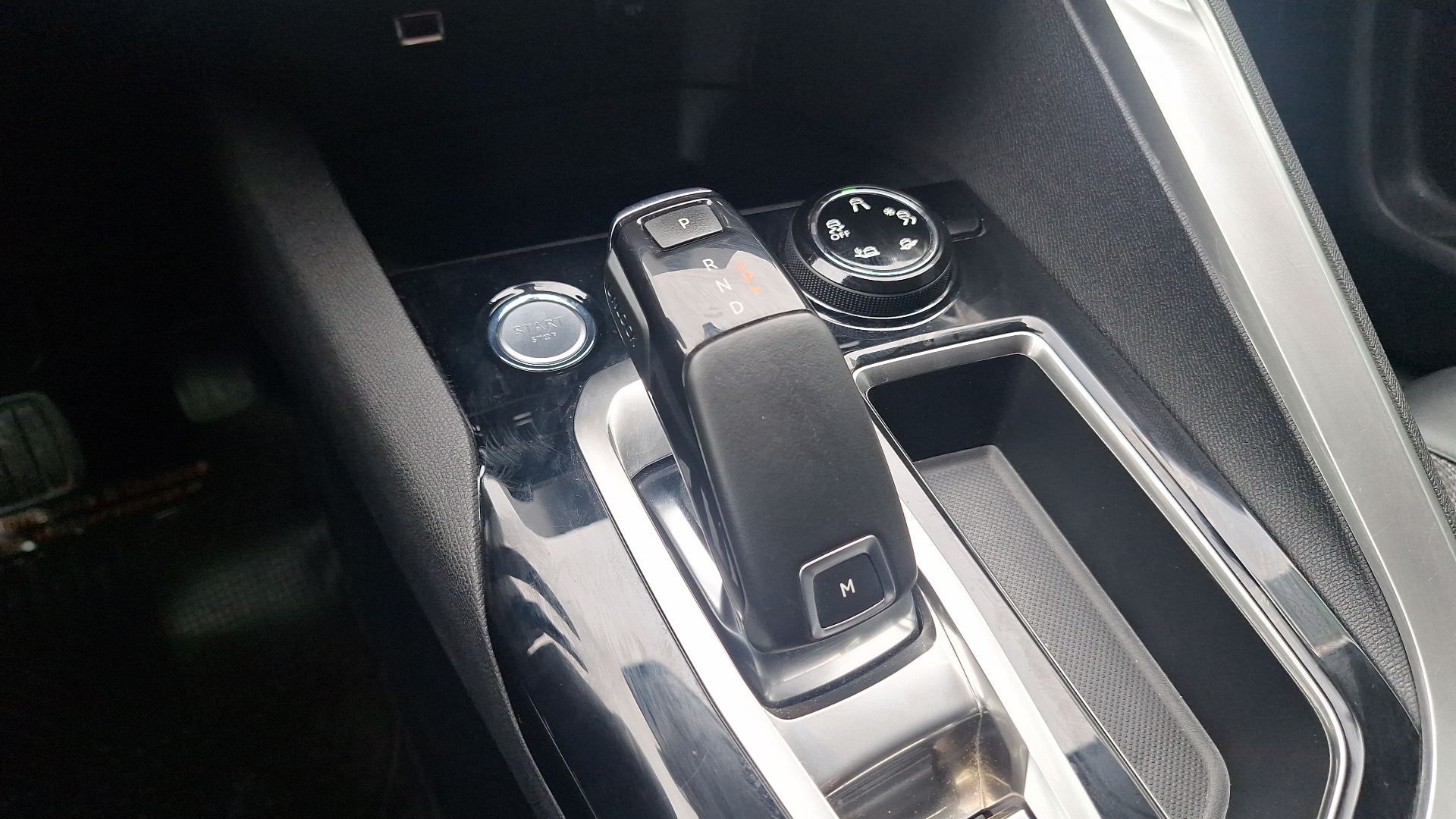 Peugeot 3008 — foto 11 de 15