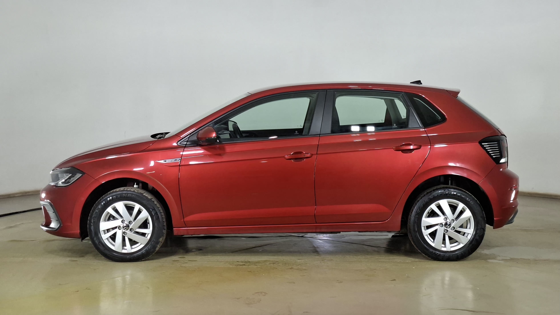 Volkswagen Polo — foto 7 de 15