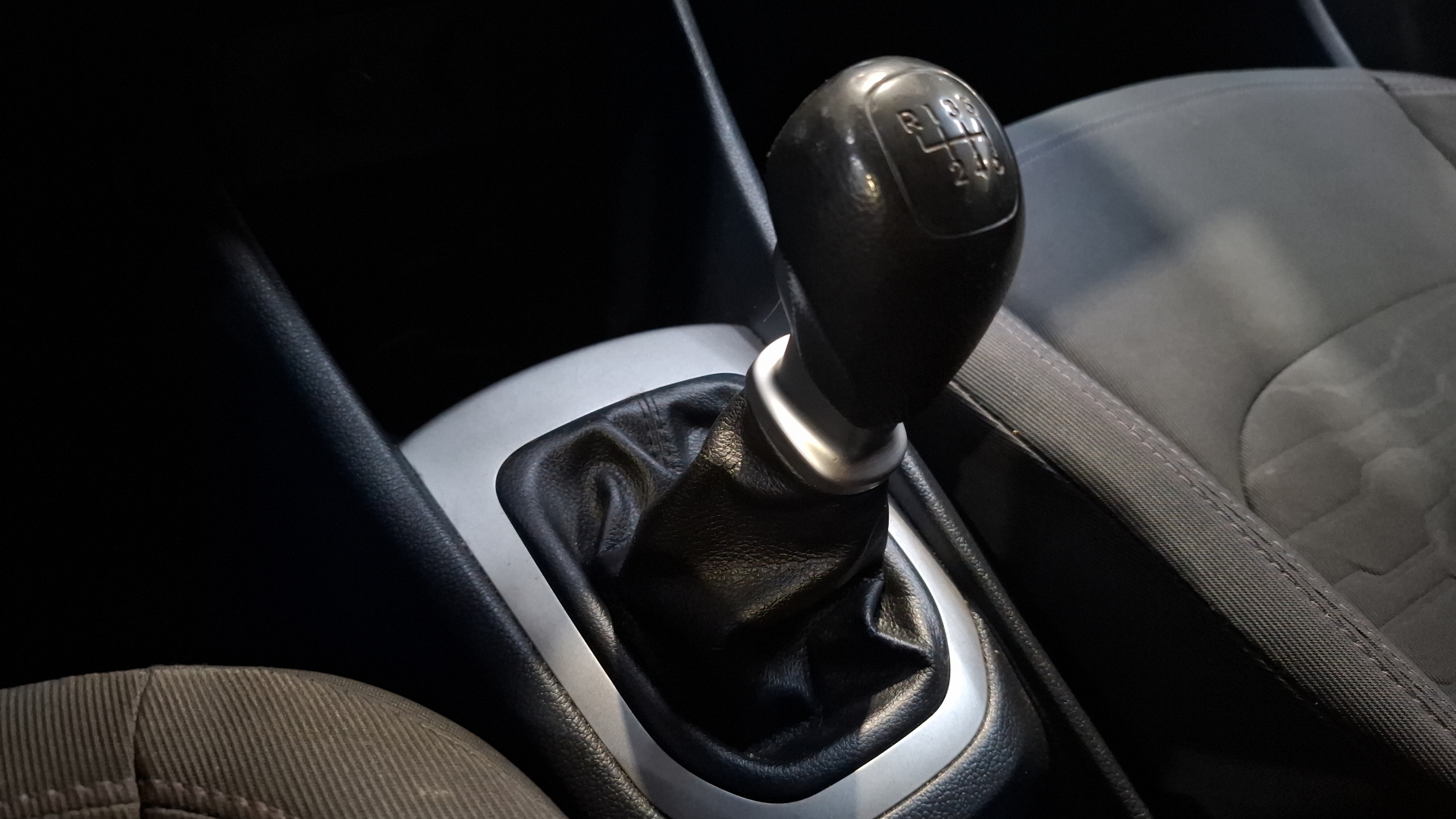 KIA Rio5 — foto 11 de 15