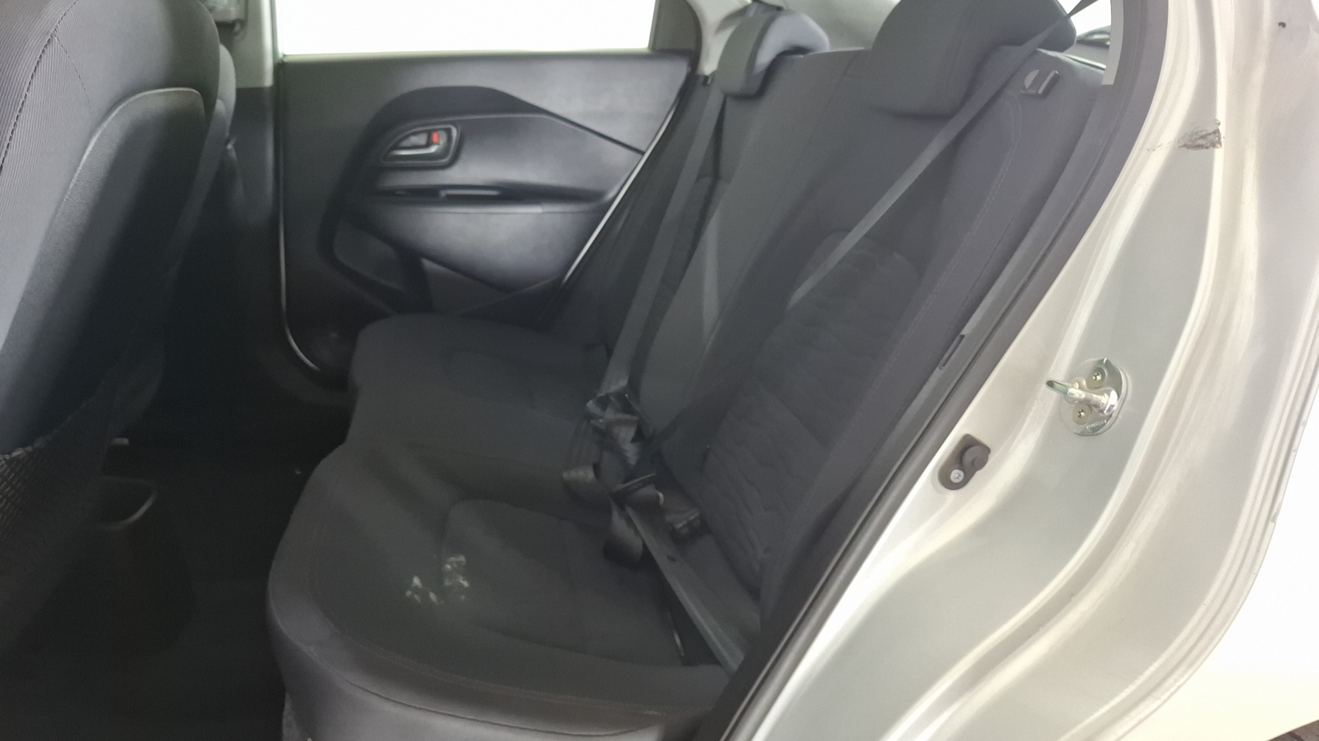 KIA Rio5 — foto 13 de 15
