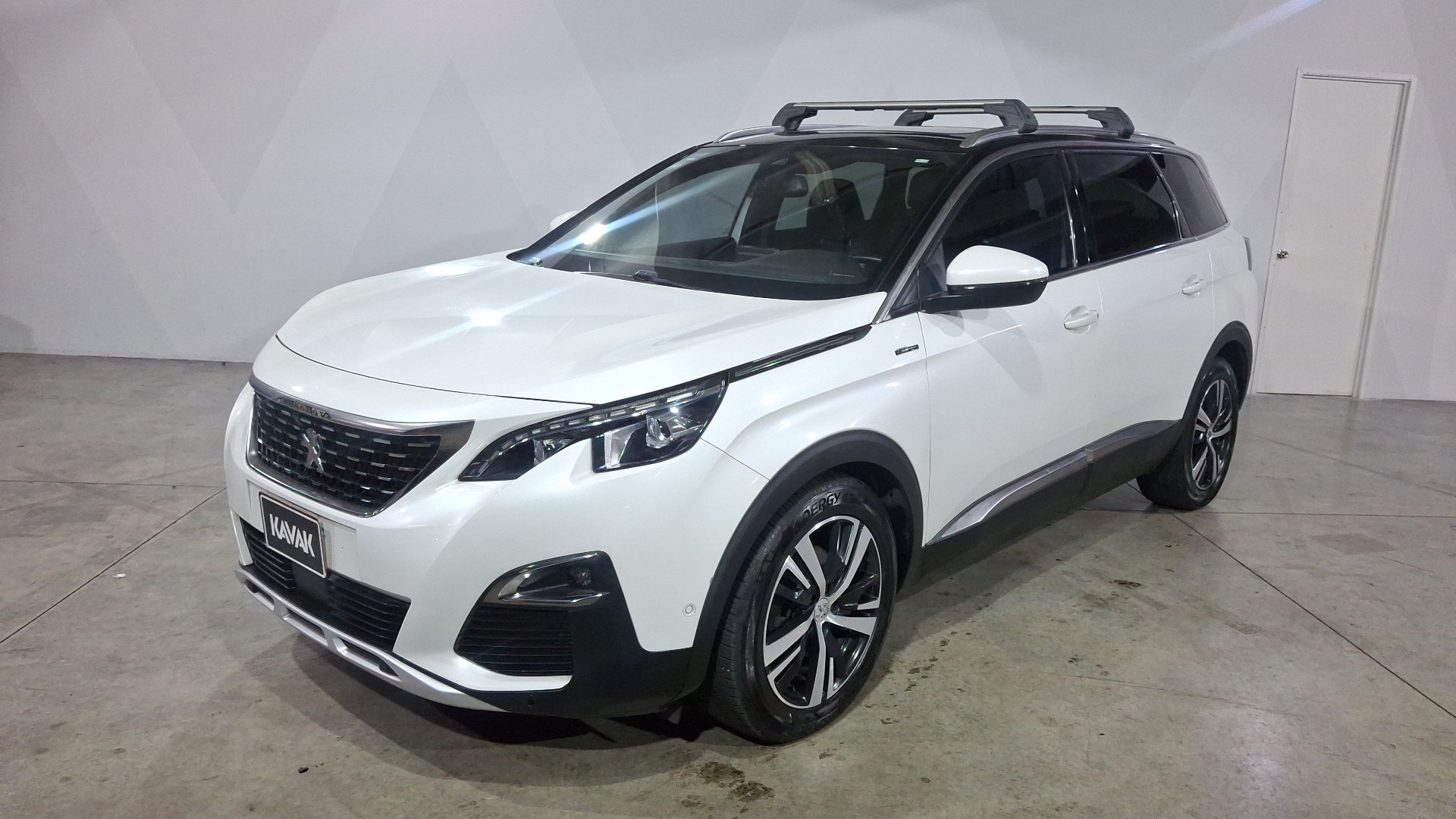 Peugeot 5008 2021