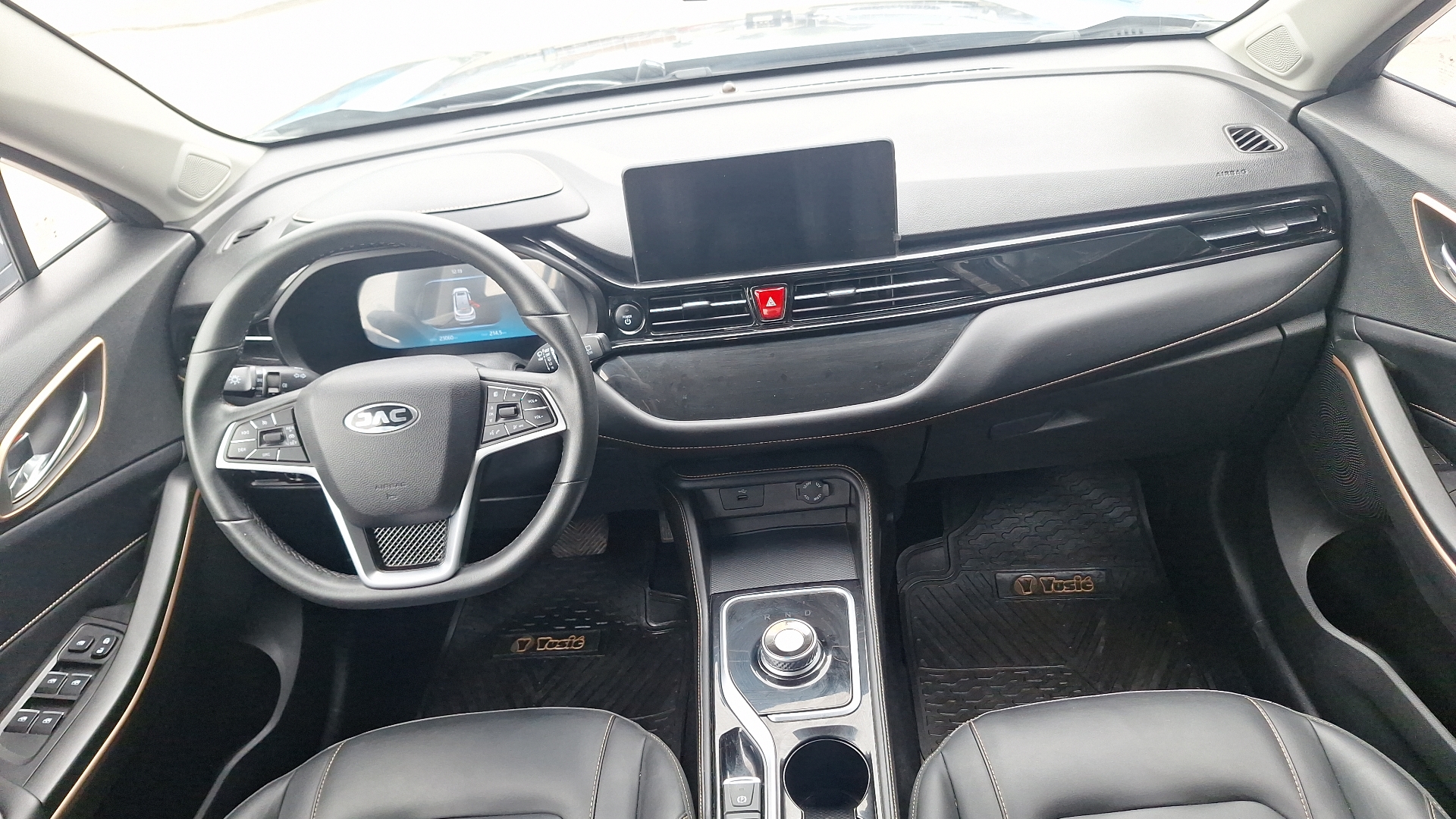 JAC E-Js4 — foto 6 de 16