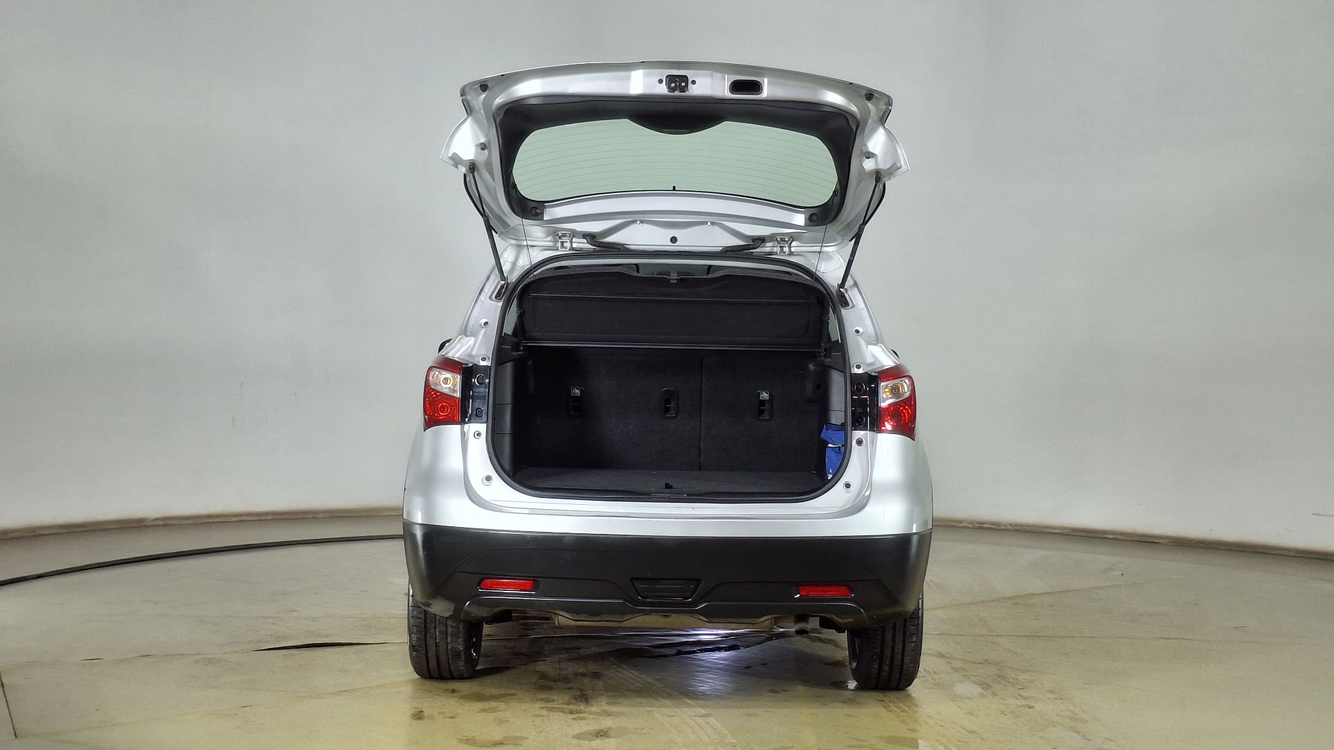 Suzuki S-Cross — foto 6 de 15